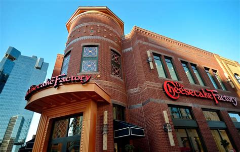 cheesecake factory in dallas area